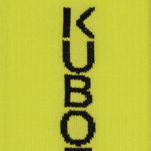 Neonowe skarpetki Kubota z kontrastującym czarnym logo.