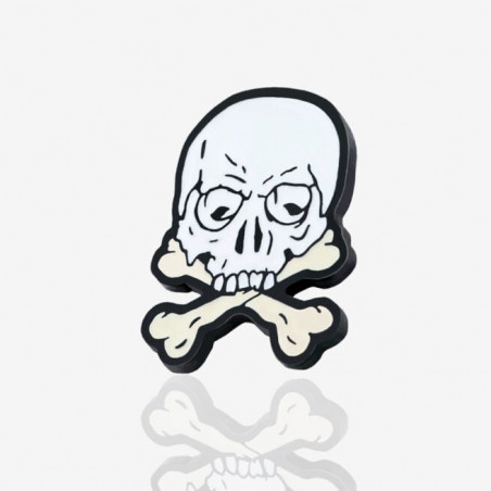 pins-emaliowany-czaszka-death-655x655