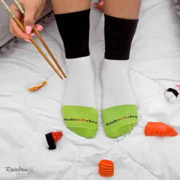 Skarpetki Maki z Ogórkiem od Rainbow Socks zwinięte jak sushi