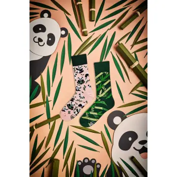 Skarpetki Słodka Panda od ManyMornings - różowe skarpetki z pandami i zielone z bambusem